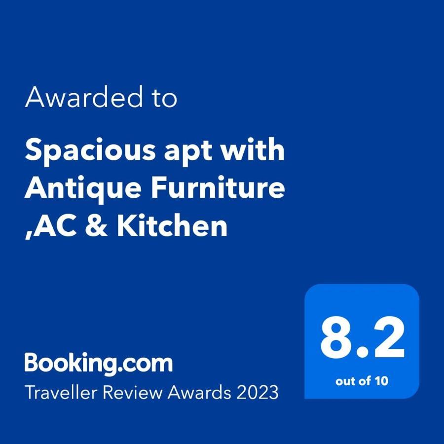 Spacious Apt With Antique Furniture ,Ac & Kitchen Calcutta  Esterno foto